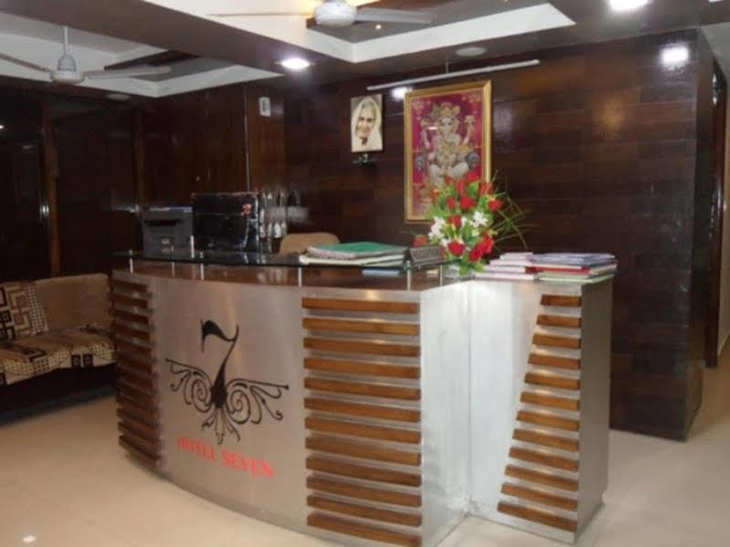 Hotel Seven Ahmedabad Extérieur photo