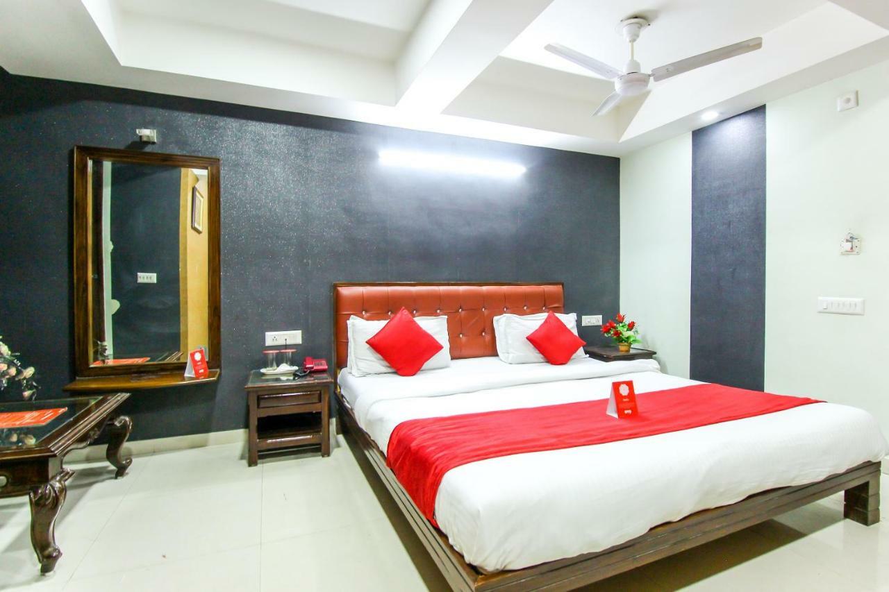 Hotel Seven Ahmedabad Extérieur photo